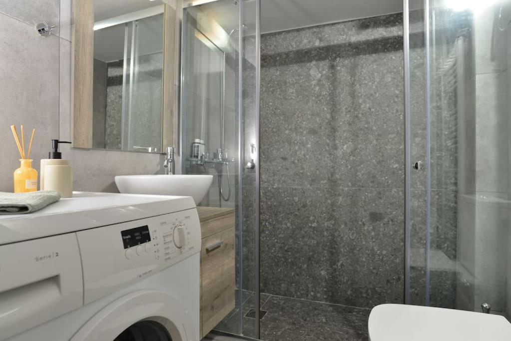 Apartment Youraddress In Ilisia Near The Hilton Athens